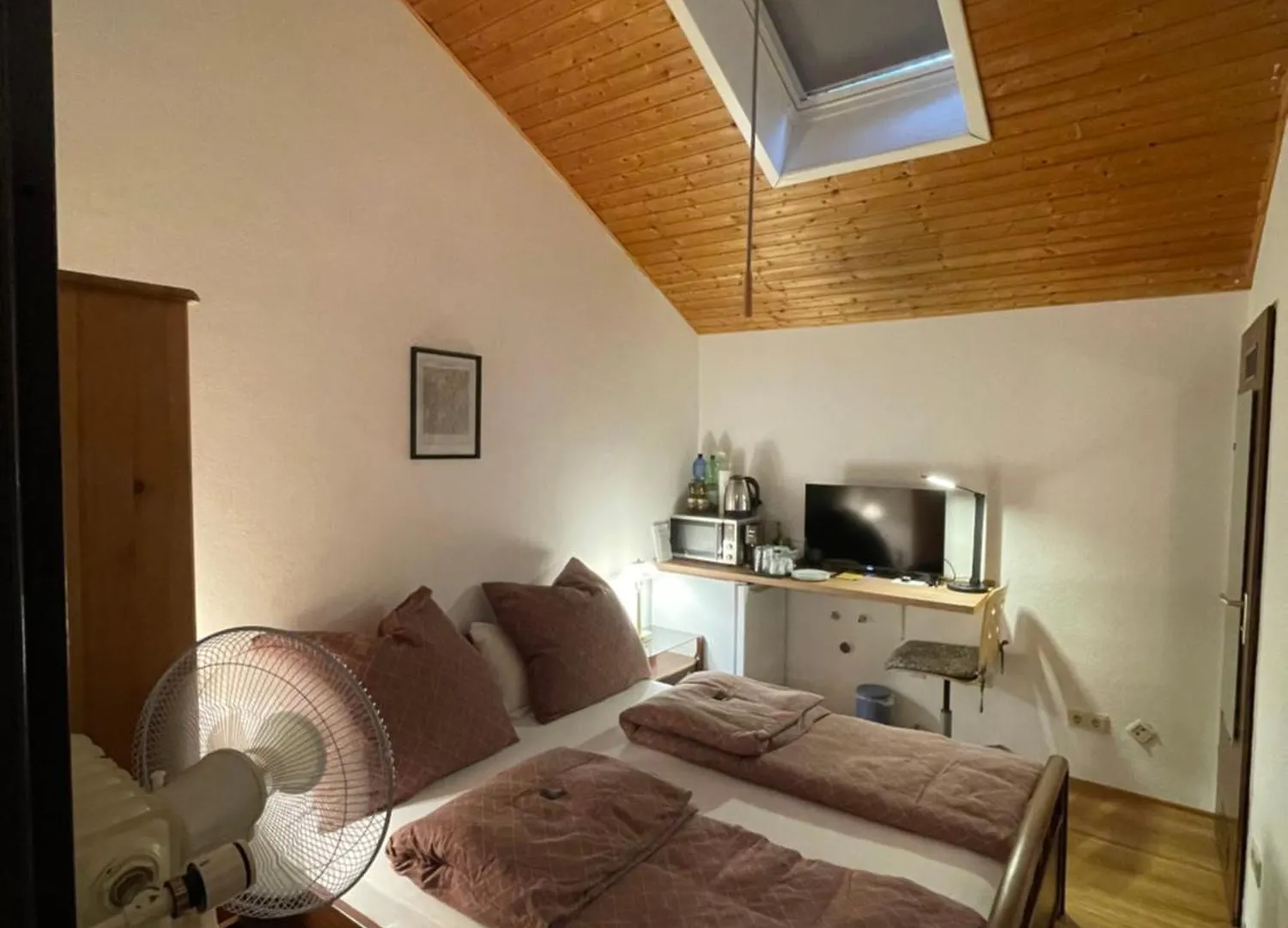Cozy Apartment In Commercial Centre For Two Unterhaching